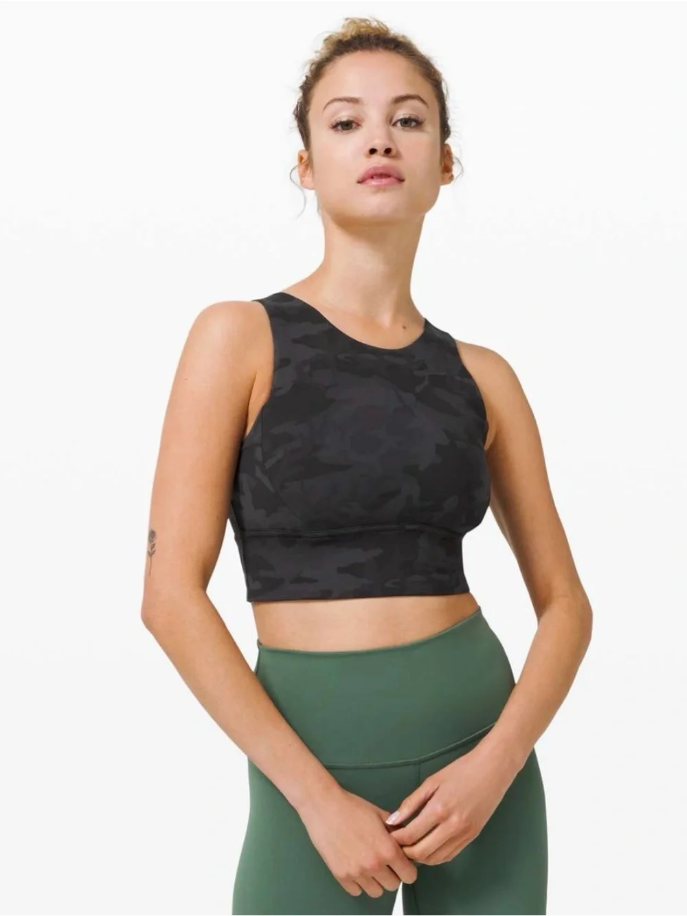 lululemon Stronger As One Long Line Bra Med Support C/D cup Size 6 Camo